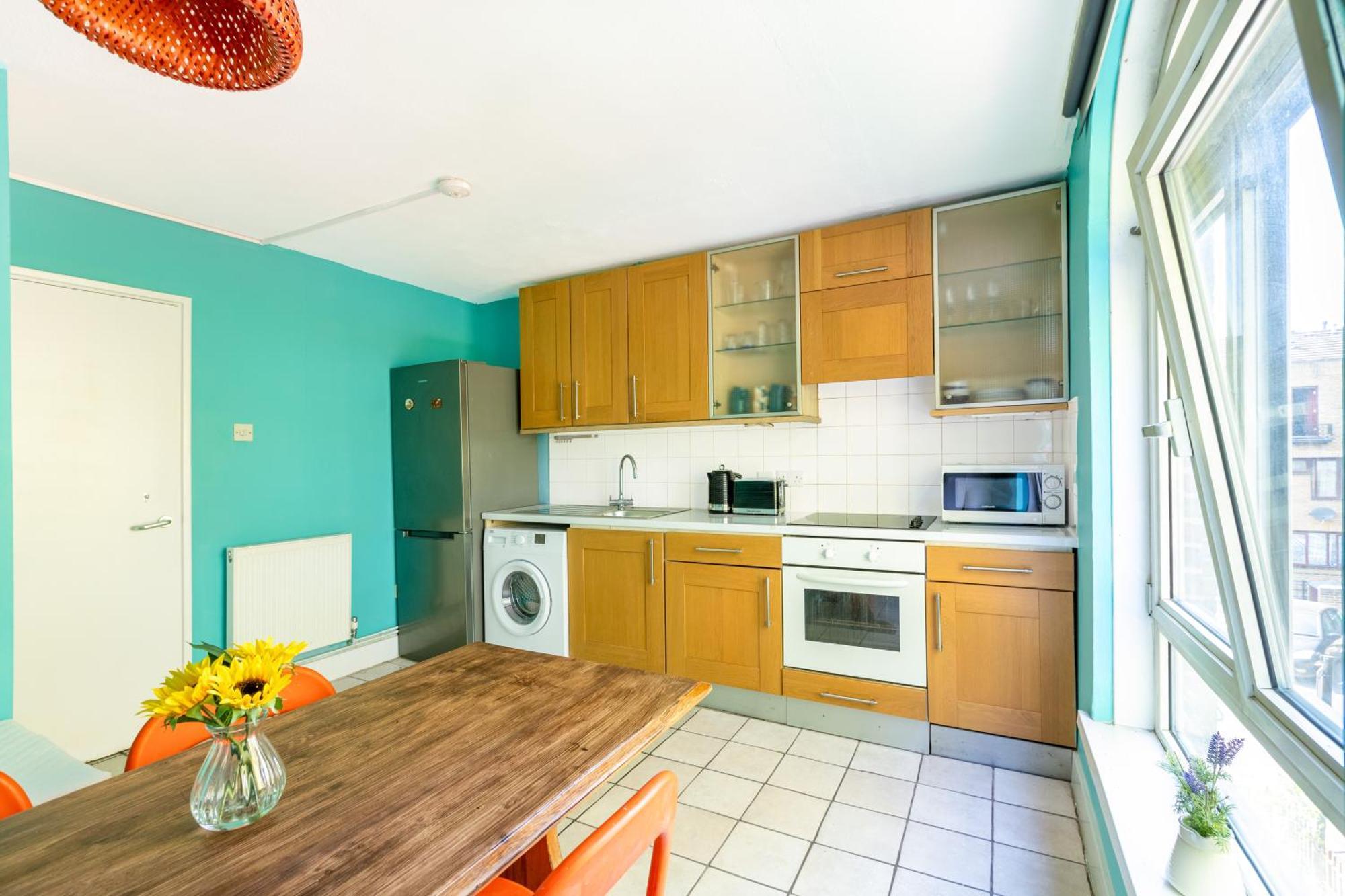Magnificent 3Br Apt With Balcony London Exteriör bild