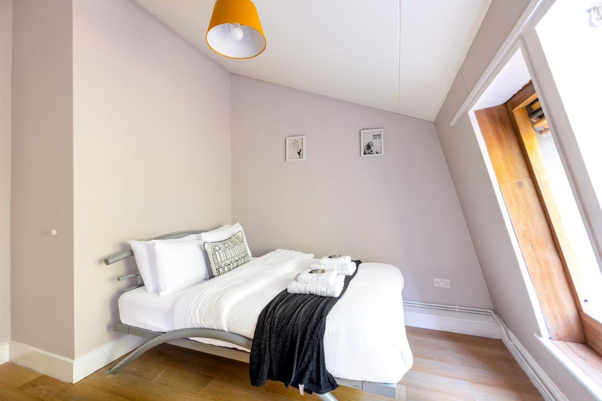 Magnificent 3Br Apt With Balcony London Exteriör bild